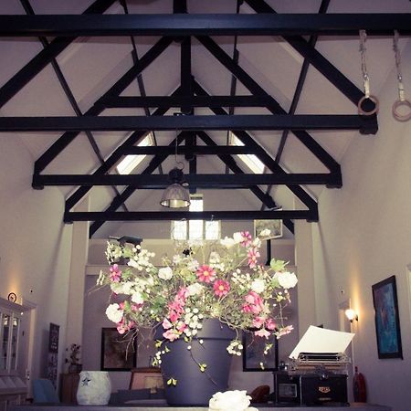 Bed & Breakfast De Oale School Lattrop Bagian luar foto